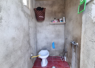 Ramani sovxoz mektebe ve marsruta yaxin 1 sotda 60 kvm.2