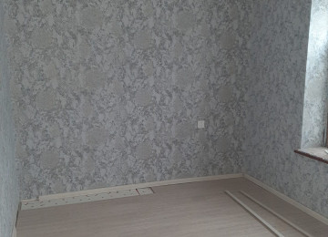 Qum adasında 4 otaq 1.6 sotda tikilib. Tam temirlidir