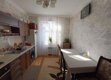 Savalan yasayis massivi 139 sayli marsrut yolundan 200 metr