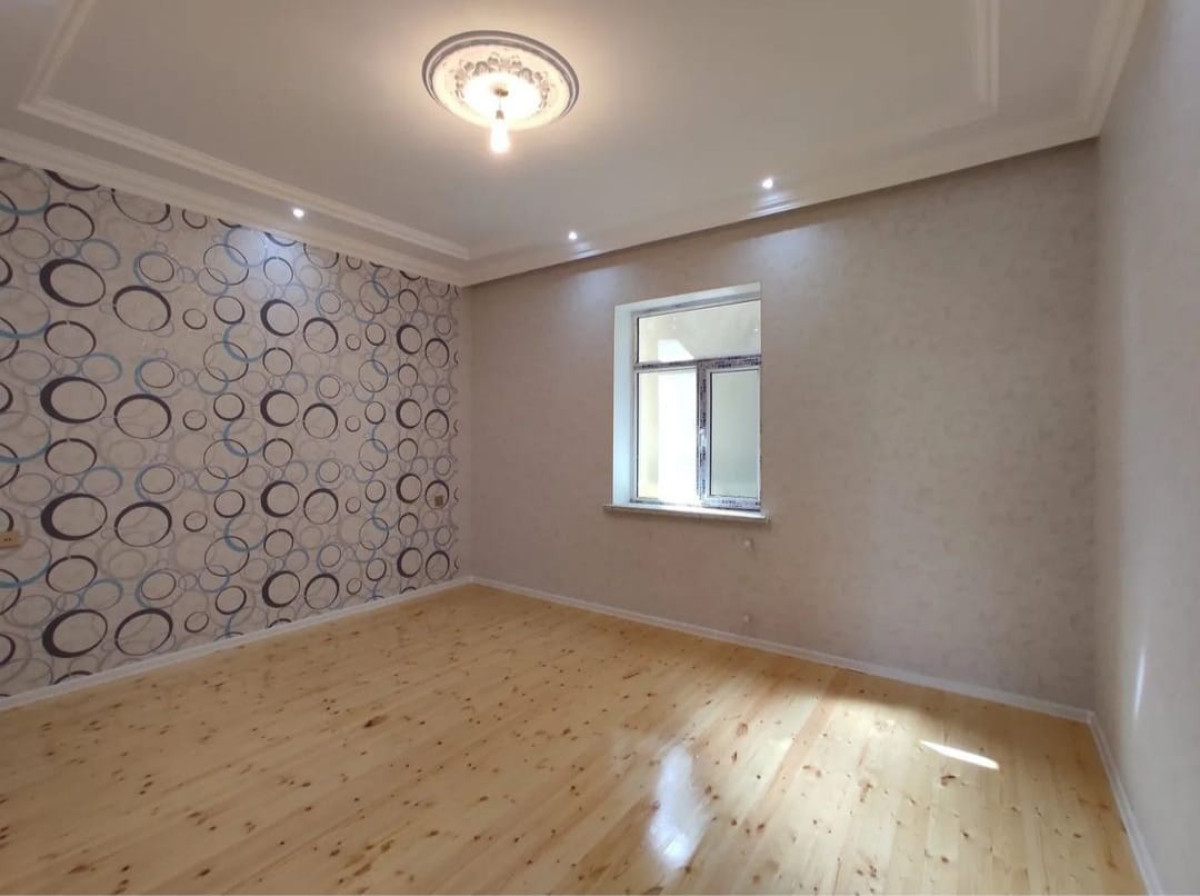 Heyet evi Sabunçu Alıballıqda, alıbal marketin arxasında 2 sot 100
