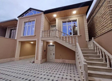 Ceyranbatan qəsəbəsində həyət evi satilir. Araz marketin