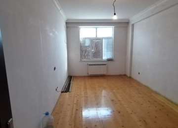 Xətai rayonu H.Aslanov mst yaxınlığında Nəsrəddin Tusi