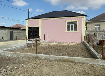 Zabrat 307 mektebe yaxin 2 sotda 100kvm.3 otaqli olan ev