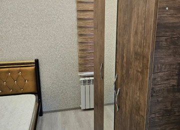 Xlrdalan Aaaf park bazarstore arkasında yerleşir. Tam