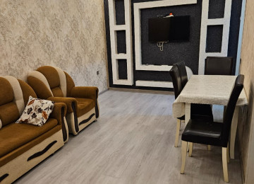 Xlrdalan Aaaf park bazarstore arkasında yerleşir. Tam