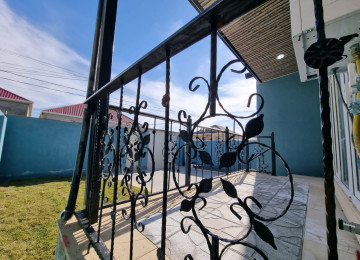 Maştaga ARAZ marketin yani 2 sotda 120 kvm.4 otaqli