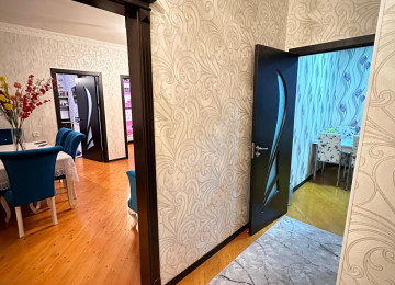 Xırdalan şəhəri,AaafPark yaşayış kompleksində,4 mərtəbəli