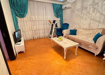 Xırdalan şəhəri,AaafPark yaşayış kompleksində,4 mərtəbəli