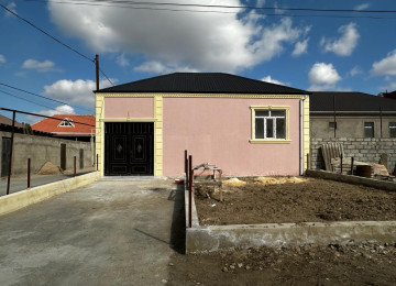 Zabrat 1 qesebesinde mekteb yaninda,marşurut yolunda