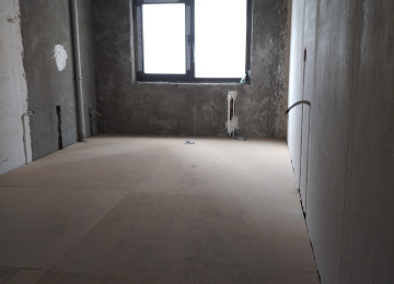 3 otaqlí Zal Studiya yarítemirli menzil satılır 93 kv.m 3