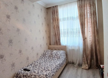 Xırdalan şəhərinin mərkəzində,Kristal 2 yaşayış kompleksinə