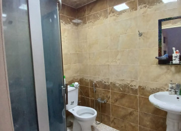 Xırdalan şəhərinin mərkəzində,Kristal 2 yaşayış kompleksinə