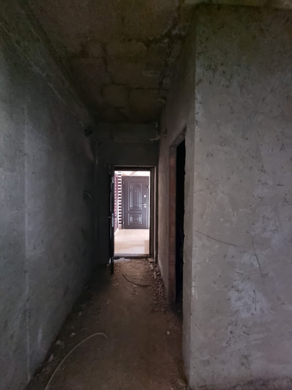 Mehemmedli qes esas yolda Mehemmedli qesebesinde şəhər yoluna yaxin binalarda 5/1