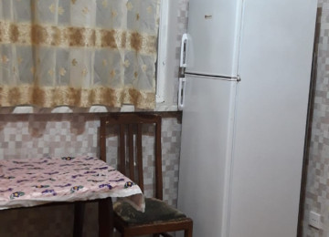 Xlrdalan Riyat Ticaret Merkezi 1 otaq menzil kiraye verlir