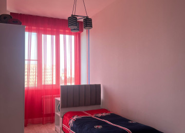 Kirayə menzil 6- ci mertebe. 20 yanvar metrosu yaxınlığında