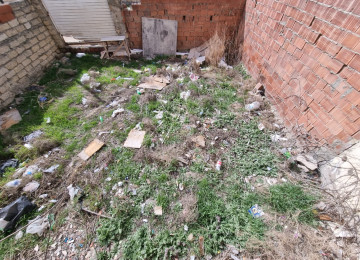 Mehemmedli qesebesinde şəhər yoluna yaxin binalarda 5/1