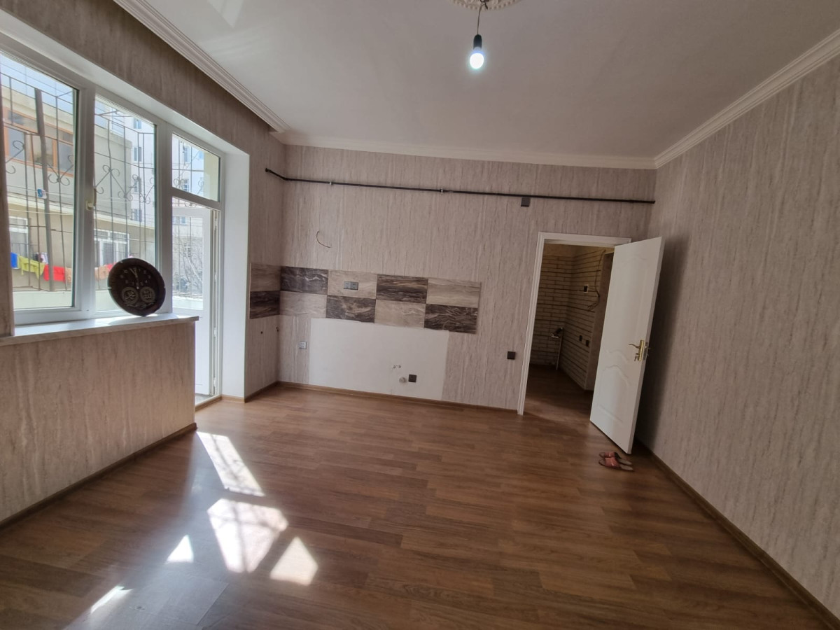 bina evi MEHEMMEDLİ QES.5/1 bina,evi 45kvm.2 otaqli ev satilir.