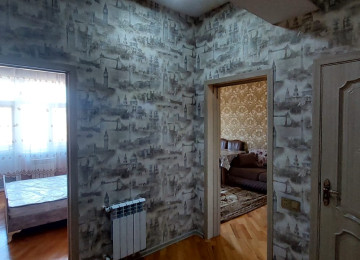 Xırdalanda köhnə bazarla üzbəüz 16 mərtəbəli yeni tikili