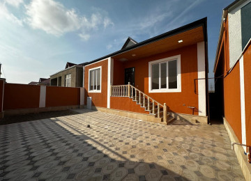 Savalan qes.28 sayli mektebe yaxin 2,2 sotda 120 kvm.4