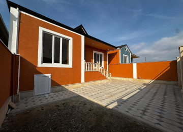 Savalan qes.28 sayli mektebe yaxin 2,2 sotda 120 kvm.4