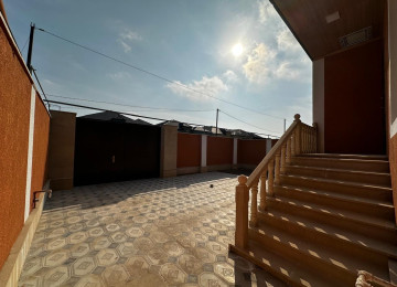 Savalan qes.28 sayli mektebe yaxin 2,2 sotda 120 kvm.4