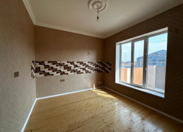 Savalan qes.28 sayli mektebe yaxin 2,2 sotda 120 kvm.4