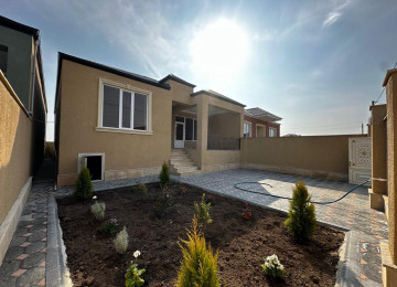 Savalan qes.2,5 sotda 120 kvm.3 otaqli qoşa daşla tikilmiş