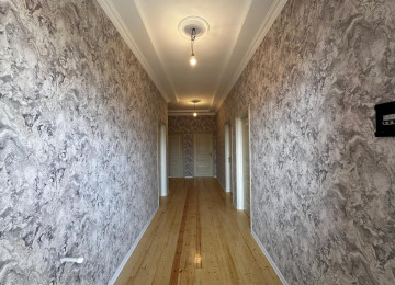 Savalan qes.28 sayli mektebe yaxin 2,2 sotda 120 kvm.4