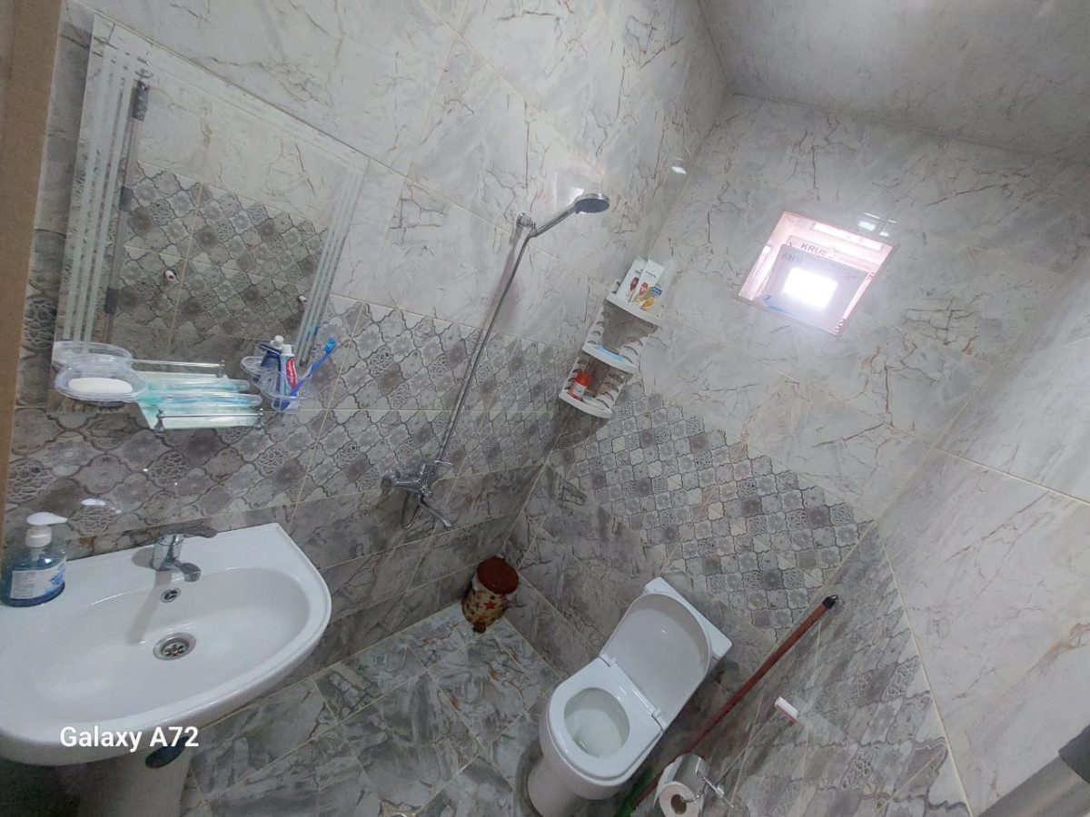 Bine qesebesi heyet evi Xezer Rayonu Bine Qesebesi Ulvu Ticaret Merkeznin 218