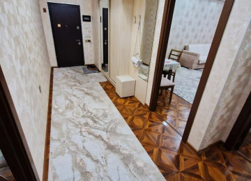 Qara Qarayev metrosu . 32 və 12 saylı tam orta məktəblərin