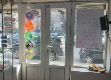 Yasamal rayonunda Bakı Biznes Universiteti ilə üzbəüz