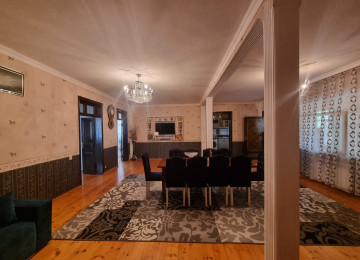 BOYUK HEYET ARZULAYANLAR UCUN! Zabrat qesebesinde kerpic