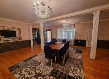 BOYUK HEYET ARZULAYANLAR UCUN! Zabrat qesebesinde kerpic