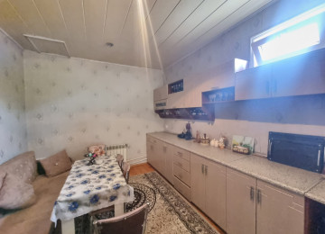 BOYUK HEYET ARZULAYANLAR UCUN! Zabrat qesebesinde kerpic