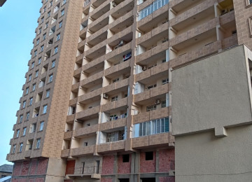 Xirdalan 122 000. Xırdalanda Misir parkına yaxın mesafede,