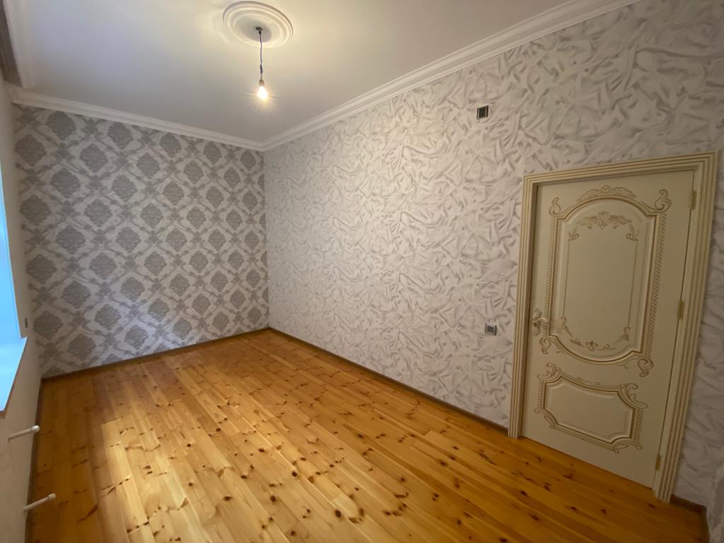 Zabrat qes.307 sayli mektebe yaxin,qapiya qeder asfaltli, 3