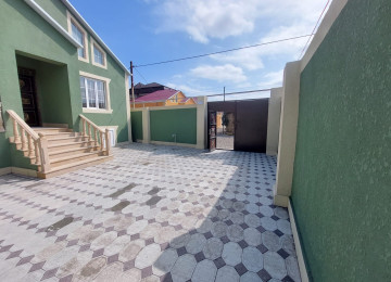 Zabrat Məhəmmədli yolu əsas yola yaxın 2,5sot 120kvm.4