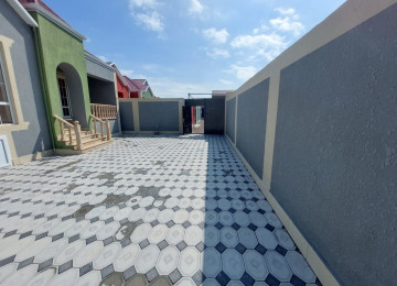 Zabrat Məhəmmədli yolu əsas yola yaxın 2,5sot 120kvm.4