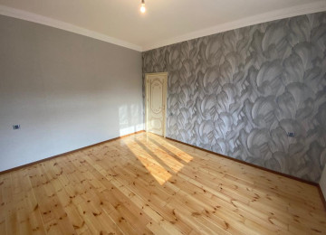 Zabrat qes.307 sayli mektebe yaxin,qapiya qeder asfaltli, 3