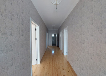 Zabrat Məhəmmədli yolu əsas yola yaxın 2,5sot 120kvm.4