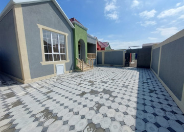 Zabrat Məhəmmədli yolu əsas yola yaxın 2,5sot 120kvm.4