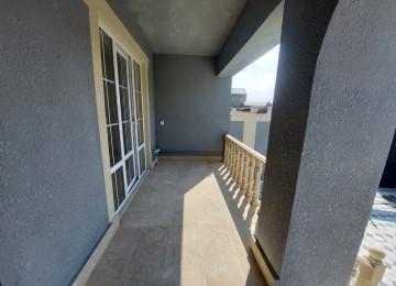 Zabrat Məhəmmədli yolu əsas yola yaxın 2,5sot 120kvm.4