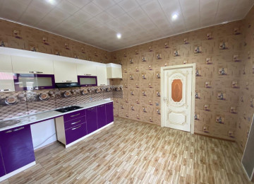 Zabrat qes.307 sayli mektebe yaxin,qapiya qeder asfaltli, 3