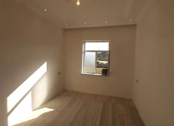 Suraxanı rayonu Hövsan qes. maşın bazarın arxasında 2 sotun