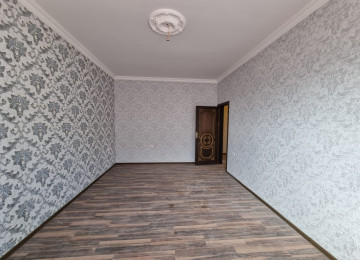 Mehemmedli yolu 2,5 sotda 120 kvm.4 otaqli ev satilir.Evin