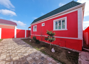 Mehemmedli yolu 2,5 sotda 120 kvm.4 otaqli ev satilir.Evin