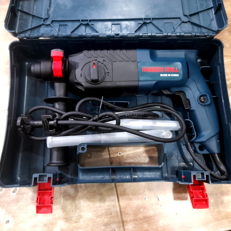Drel Perforator 3 rejimli drel perforatordur. 680 watt gücündədir.