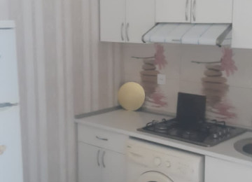 Xlrdalan 1 sayll Orta Məktəbin yanl Evde soyuducu