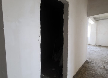 Azadlıq prosbekti 82 də 28 may metrosunun yanında.Yeni