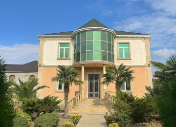 2 mərtəbəli tə'mirli ev satílír 200 kv.m Xírdalan Fikrət